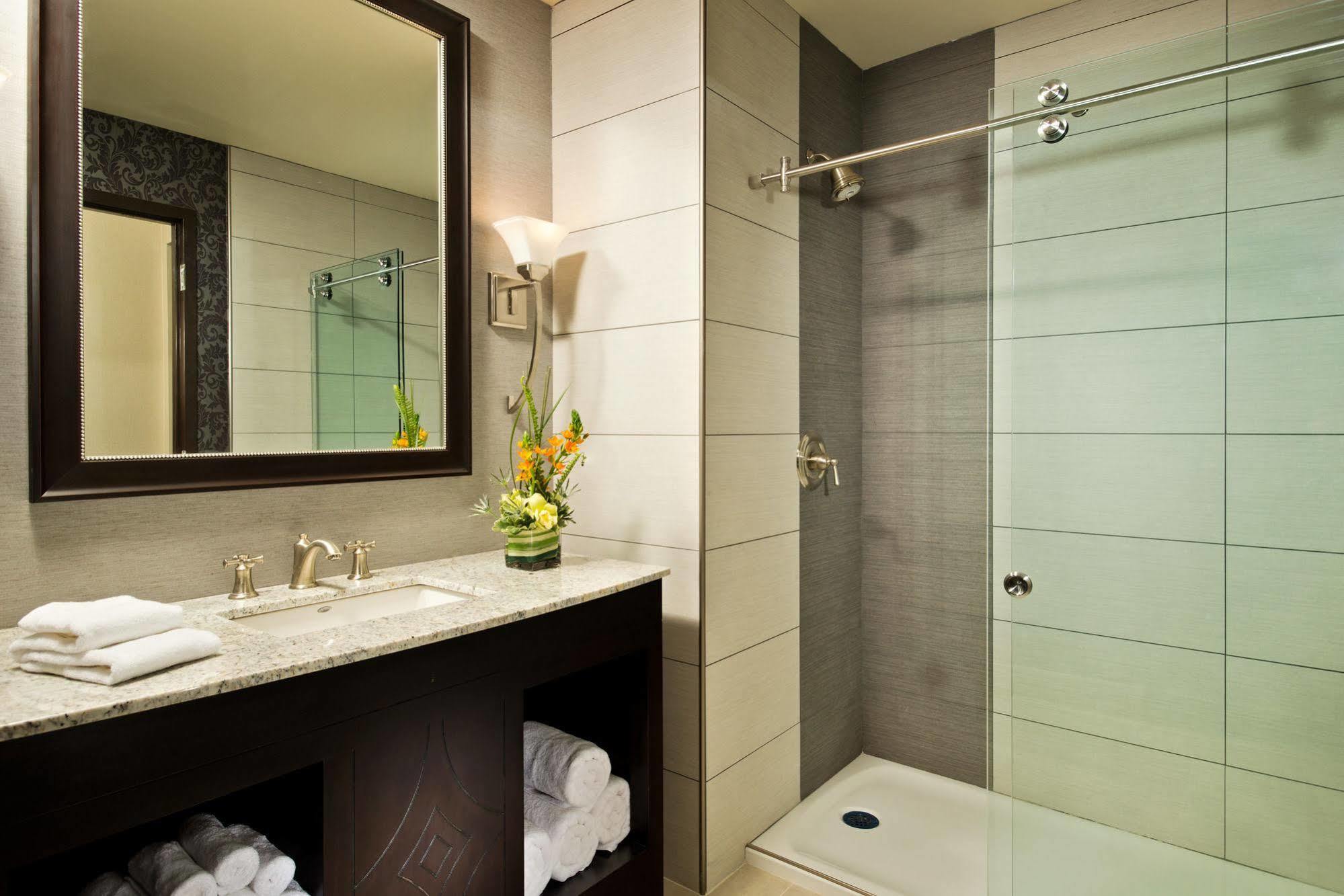 Hotel Saratoga Casino Hotel 4*